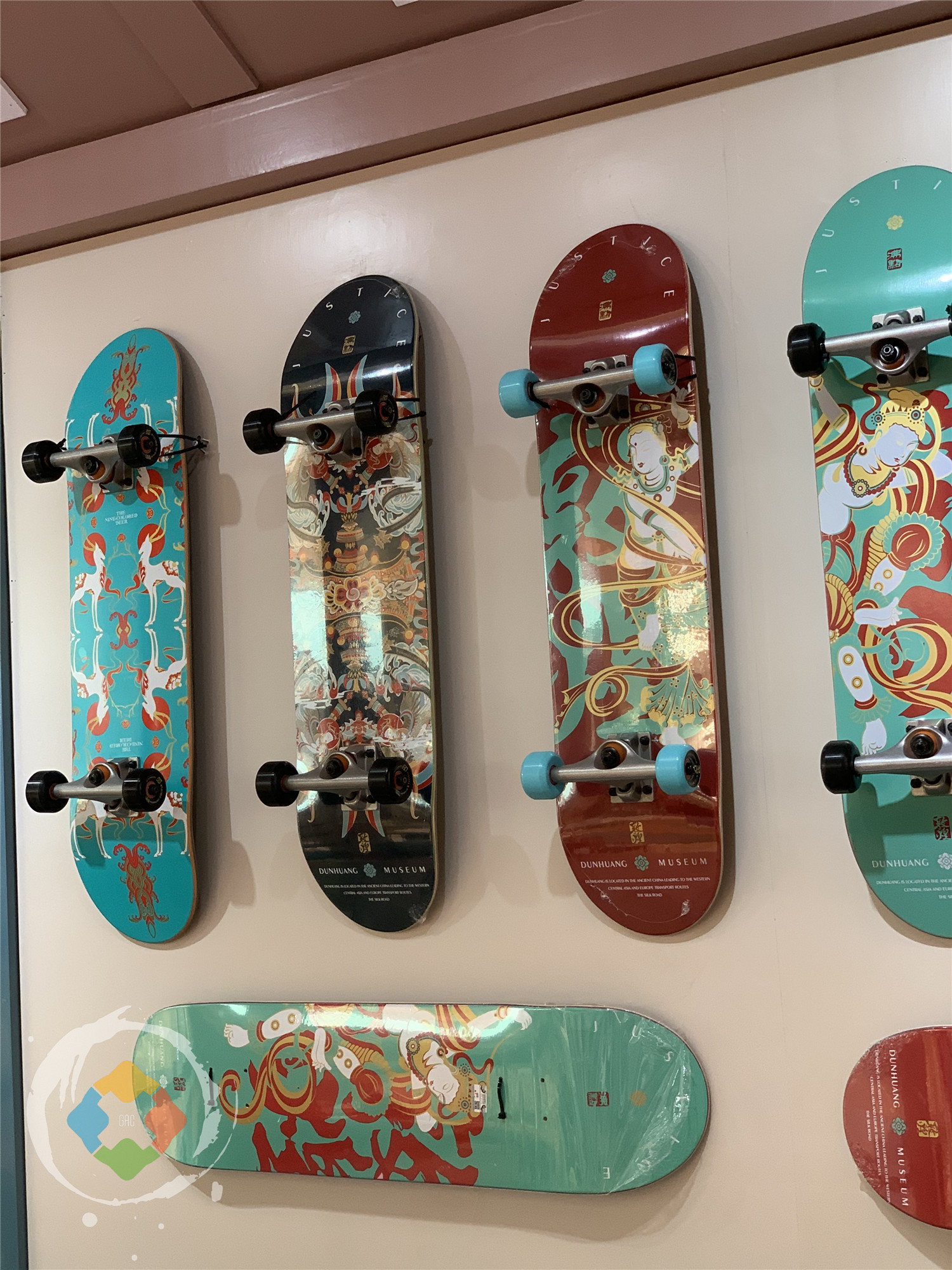 不被看好的重庆来福士，迎来开业一周年，人气怎么样了？