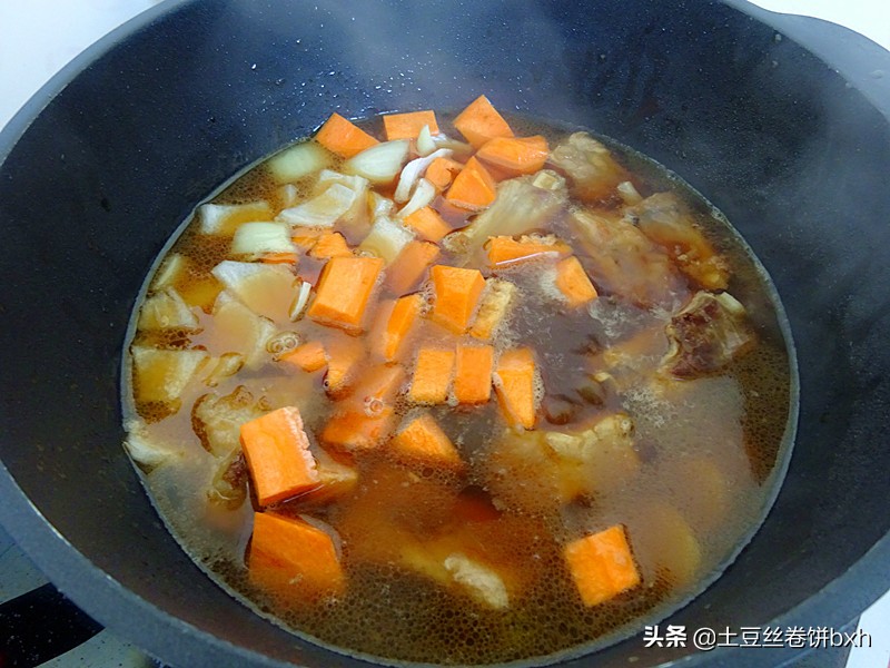 排骨和它是絕配，排骨燜飯加一把，口感口味都好了，營養賽雞湯