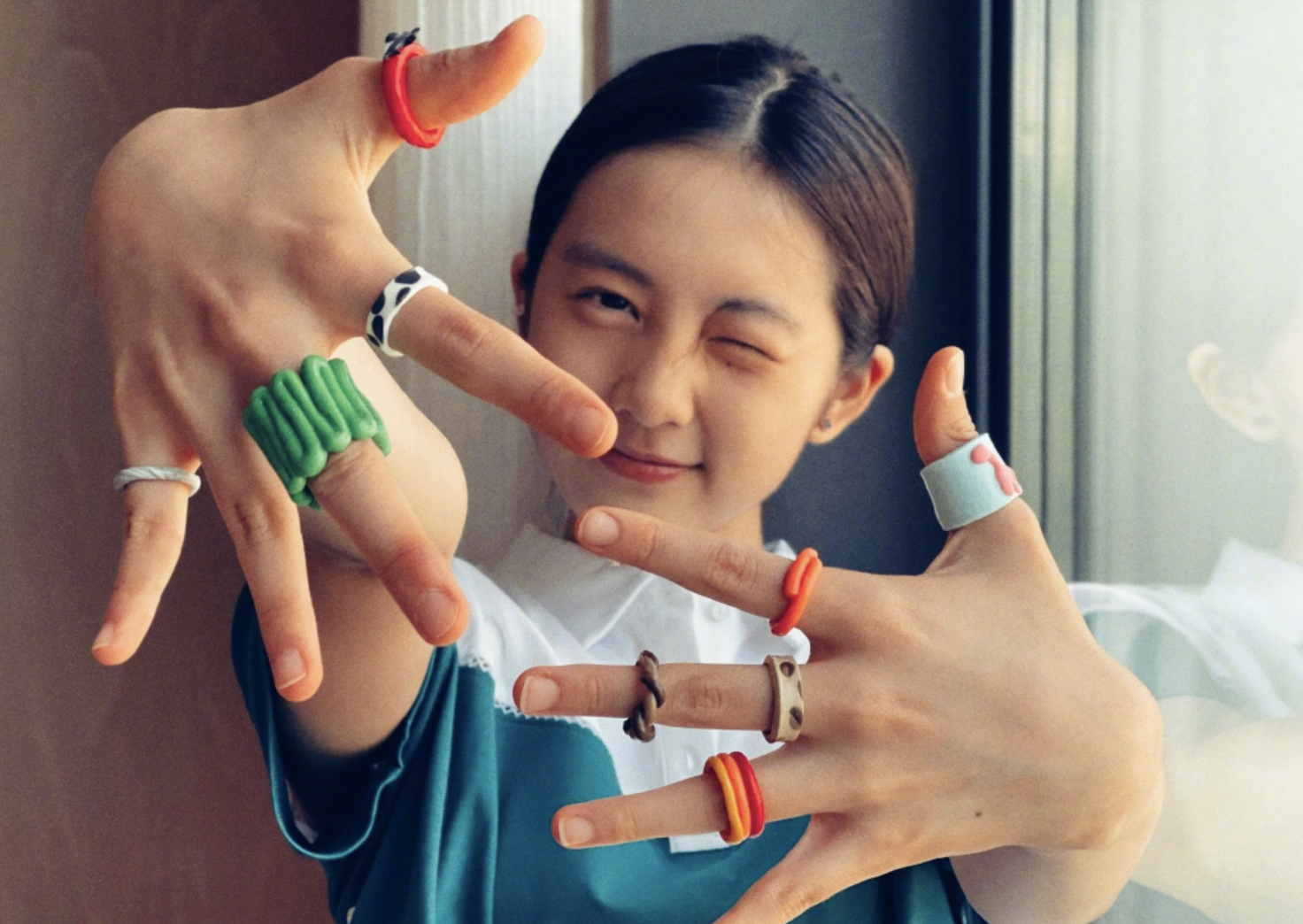 孫莉曬女兒自製戒指，多多伸手大方展示，心靈手巧被讚全能隨黃磊