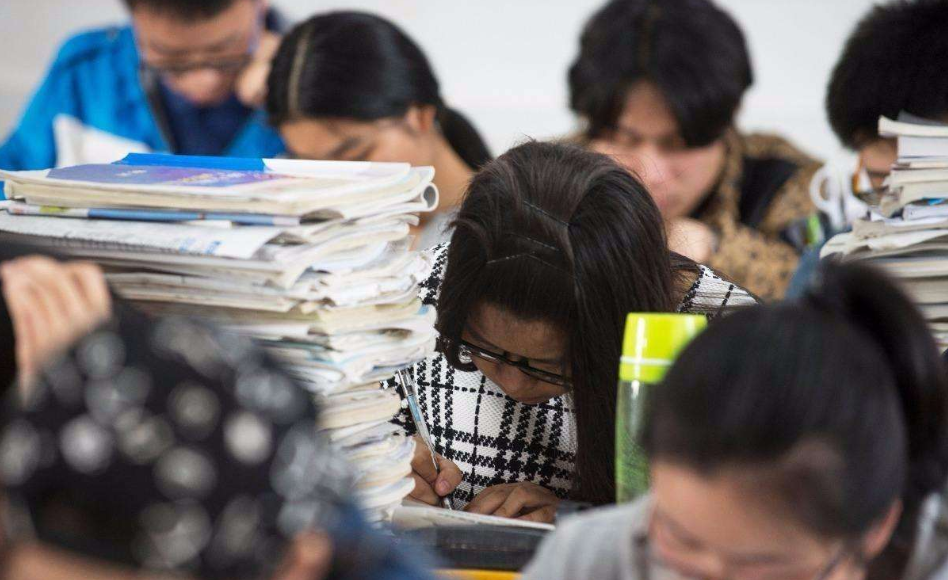 2021高考改革最新方案对复读生有什么影响 这些地区已出台政策复读需谨慎