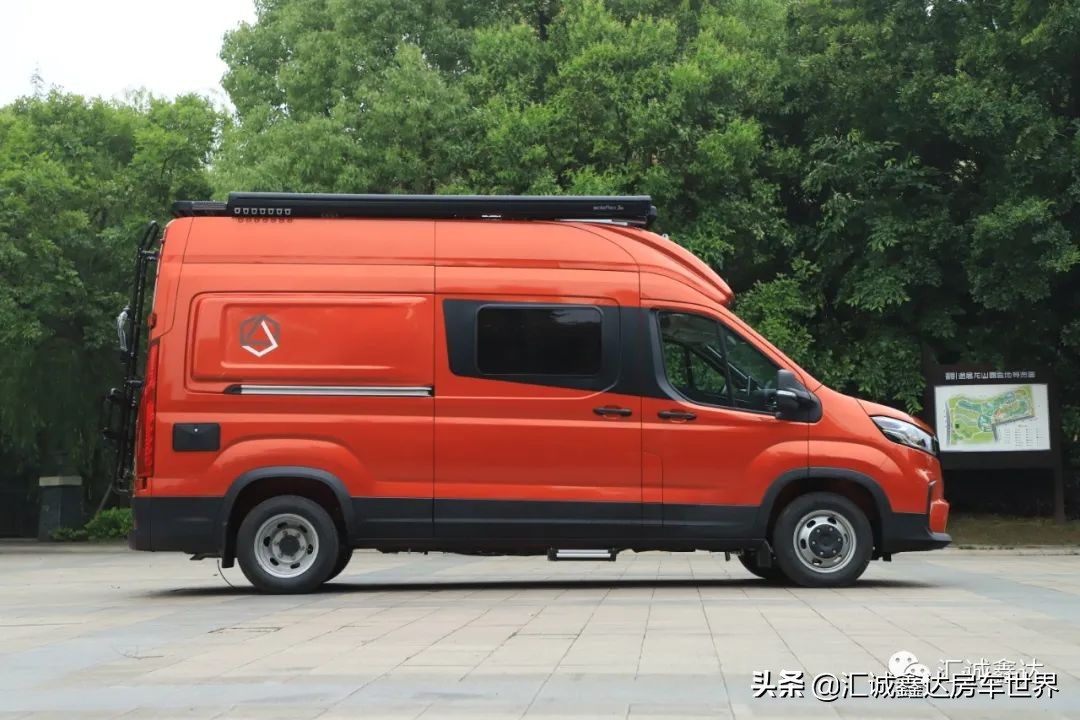 侣行夫妻代言奇瑞瑞弗全新越野型旅居车发布硬件强外形酷