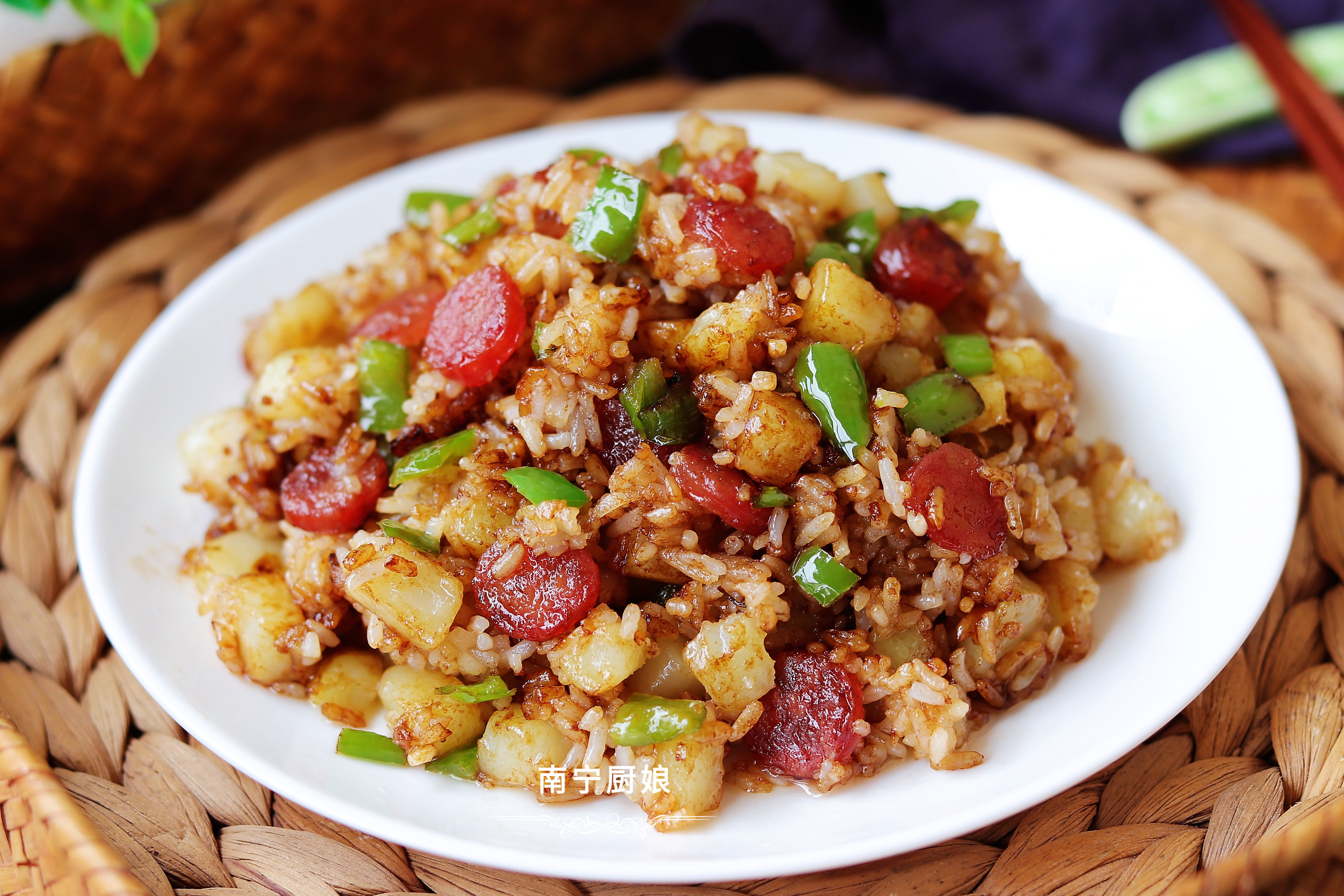 臘味炒飯我只服這做法，做法簡單又美味，我家一周連吃7次不嫌膩