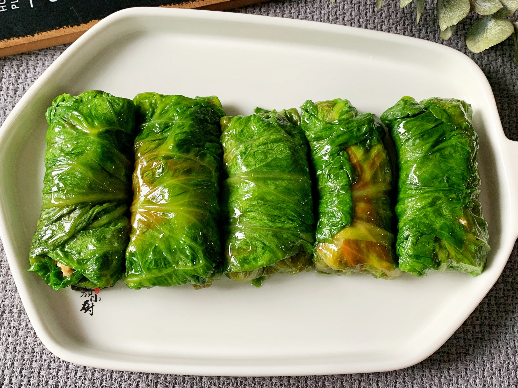 這肉2天不吃就饞它，高蛋白低熱量，炒上一盤用生菜包著吃，美味