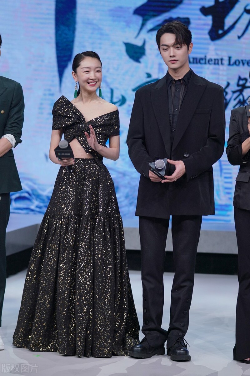 Top Asian Drama - Xu Kai and Zhou Dongyu cast as leads for