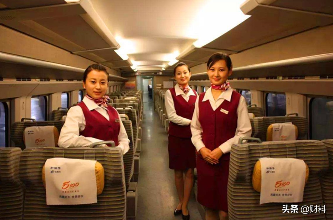 一年收费5551亿元，负债却将近6万亿元，高速公路花的钱去哪了？