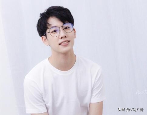 泰星姆哥ohm公布中文名，偶像剧男主配置，这些