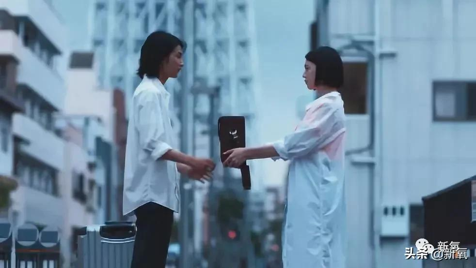 一小时点赞6亿!全网求复出,但她还需要翻红嘛