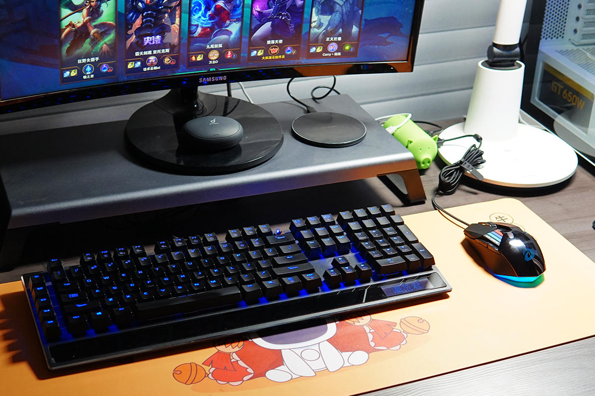 手感和灯效一流，达尔优A970游戏鼠标实战分享