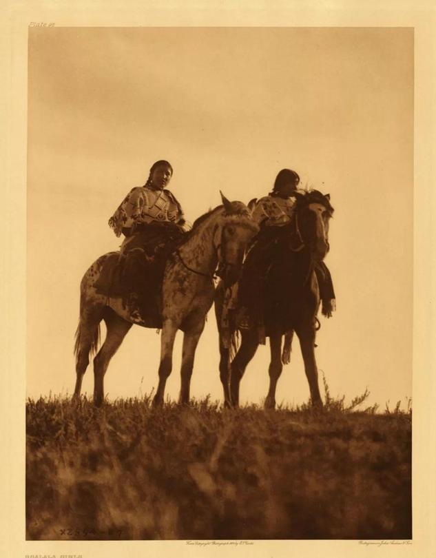 1900年代：印第安人险被赶尽杀绝前，照片留下最后的和平景象