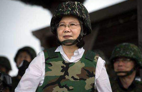 解放軍台海打�車輪戰�，民進黨指揮令台軍慘禍頻出