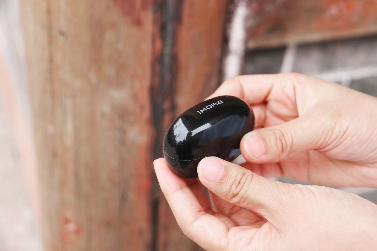 高颜值+好音质＝万魔ColorBuds，把实用品戴时尚单品的感觉