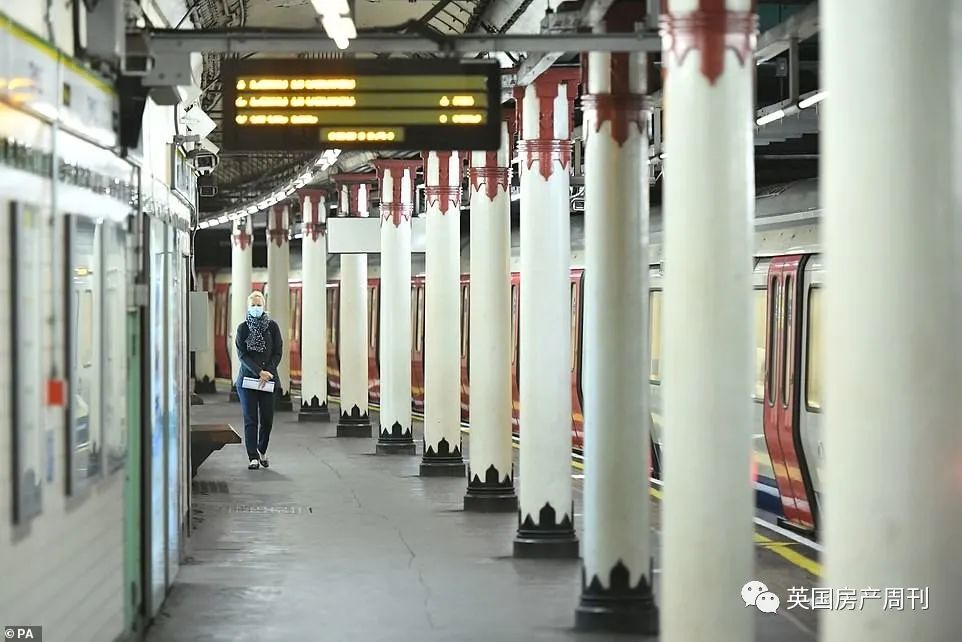 数十国家封锁英国.英镑股市暴跌！报平安：伦敦