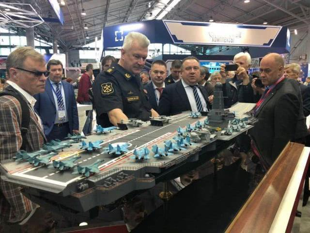 架空：悲怆的俄海军，最凄惨的航母，乌里扬诺夫斯克号浮动核电船