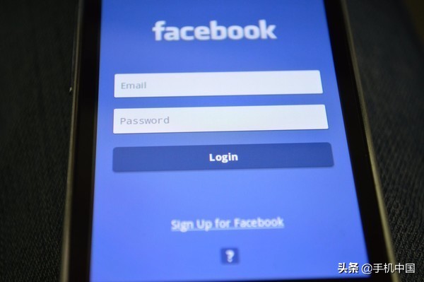 马斯克宣布已退出Facebook 并称可开发新的手机系统