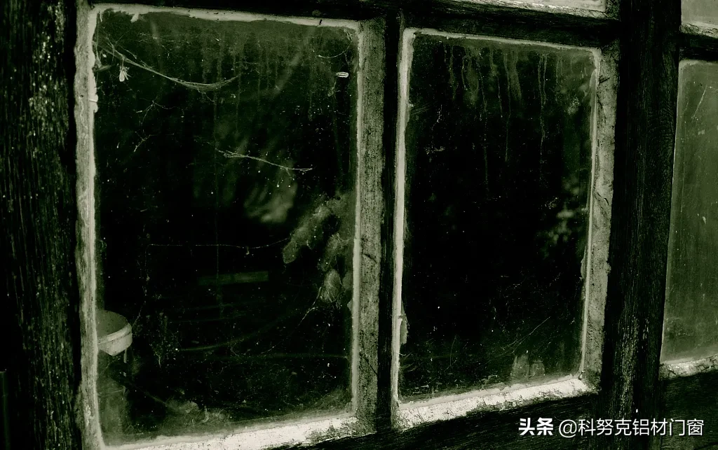 窗户也会老化？你有没有想过老化后的窗户有多危险？