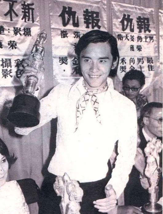 罗珍：经历两段婚姻，培养了三个好儿子，尔冬升、秦沛和姜大卫