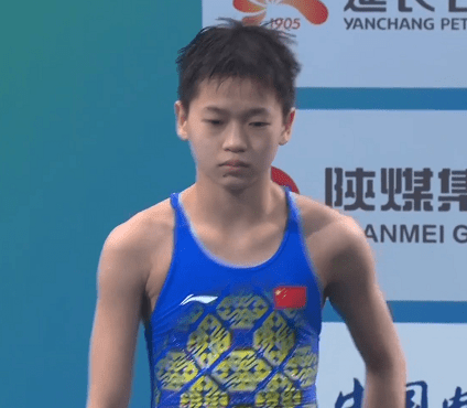 3个10分！全红婵再现水花消失术，正常发挥不庆祝，教练懒得鼓掌