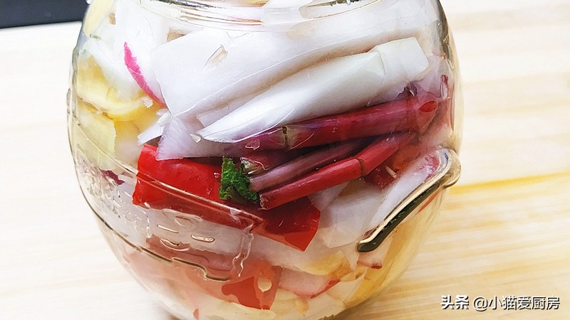 图片[3]-喜欢吃泡菜吗？大厨教你做洗澡泡菜 做法简单 10分钟就能做好-起舞食谱网