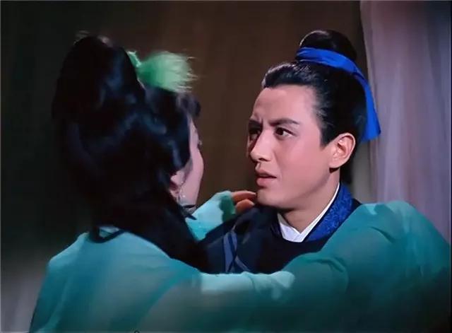55年前香港老片《审妻》，在内地轰动一时，女主被誉为古典美人  第15张