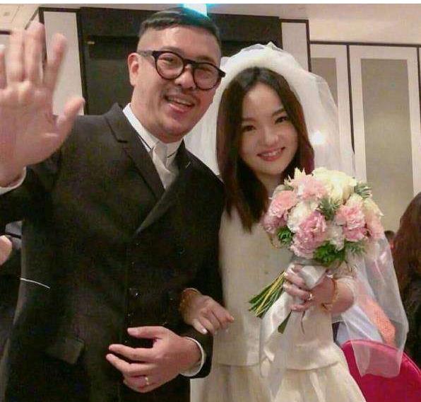 产后4日遭遇地震，徐佳莹正抱着孩子喂奶，第一