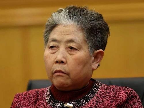 王守義：52歲創業，靠8分錢利潤年入16億，打造國民品牌十三香