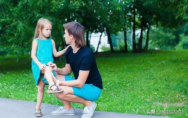”妈妈！我腿疼“8岁男童疑似生长痛被送医，结果却让父母大哭