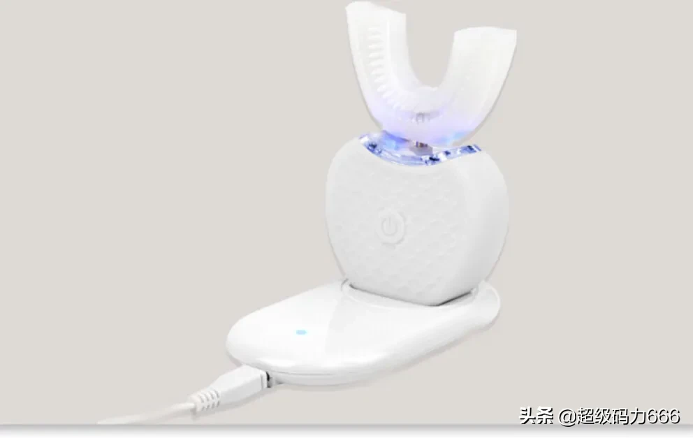 刷牙完全不用手？只需十几秒，360°无死角自动清
