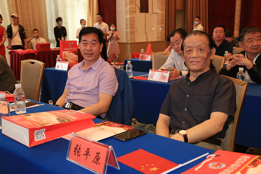thhS<a href=http://m.jitongbianyaqi.com/news/ target=_blank class=infotextkey>C</a>Ժmݳ ĞԺL
