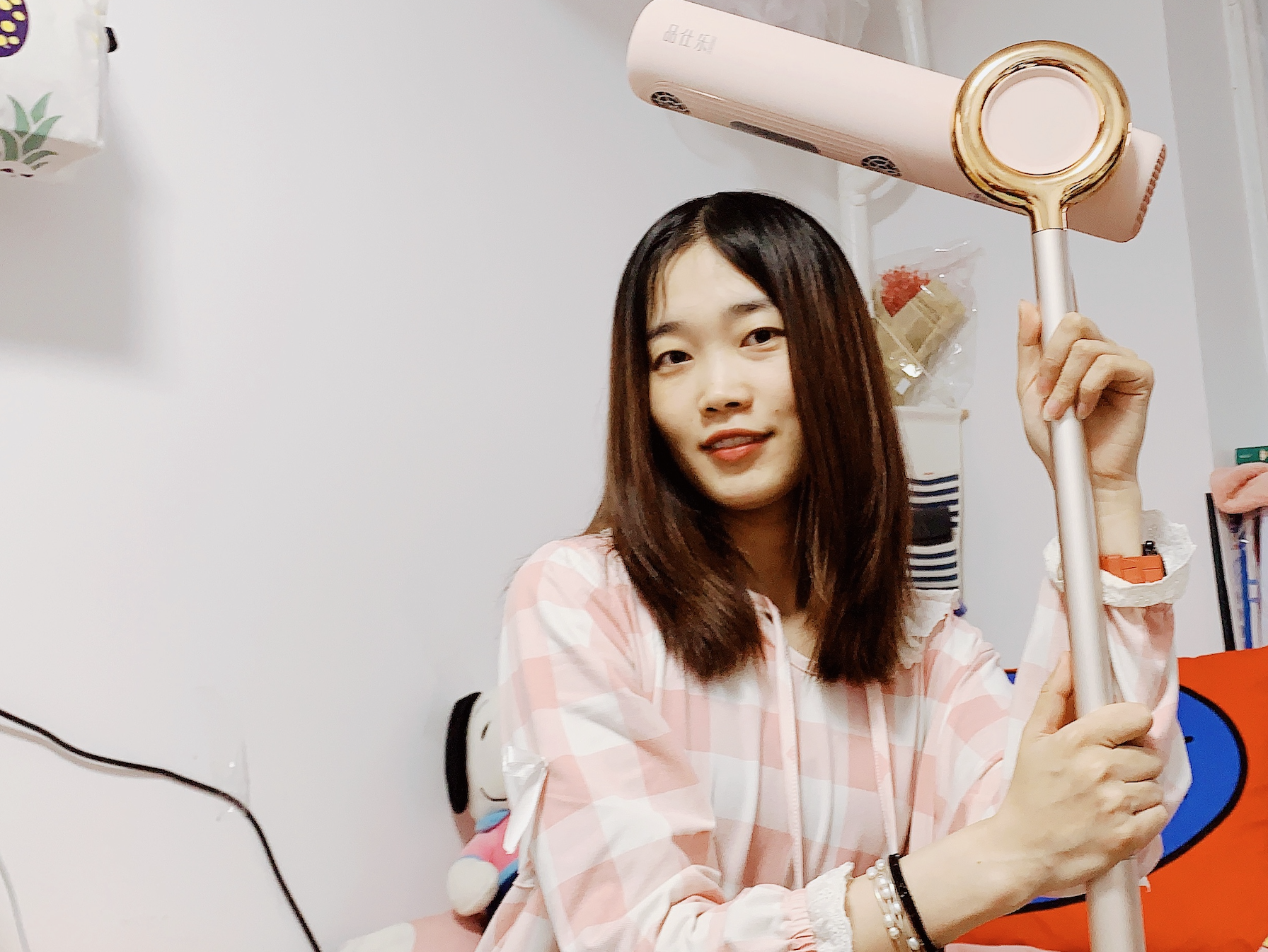 可以解放双手的吹风机，在家坐着享受Tony老师的待遇