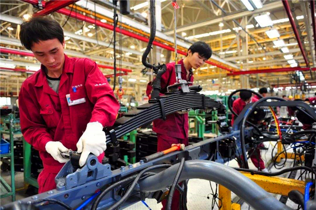 曹德旺：制造业产业链一定要留在中国