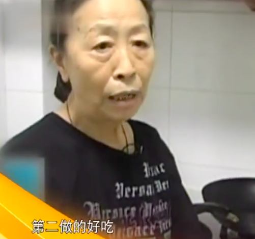 75岁张少华病逝，住院照曝光，双鼻插管手腕有淤青瘦成皮包骨