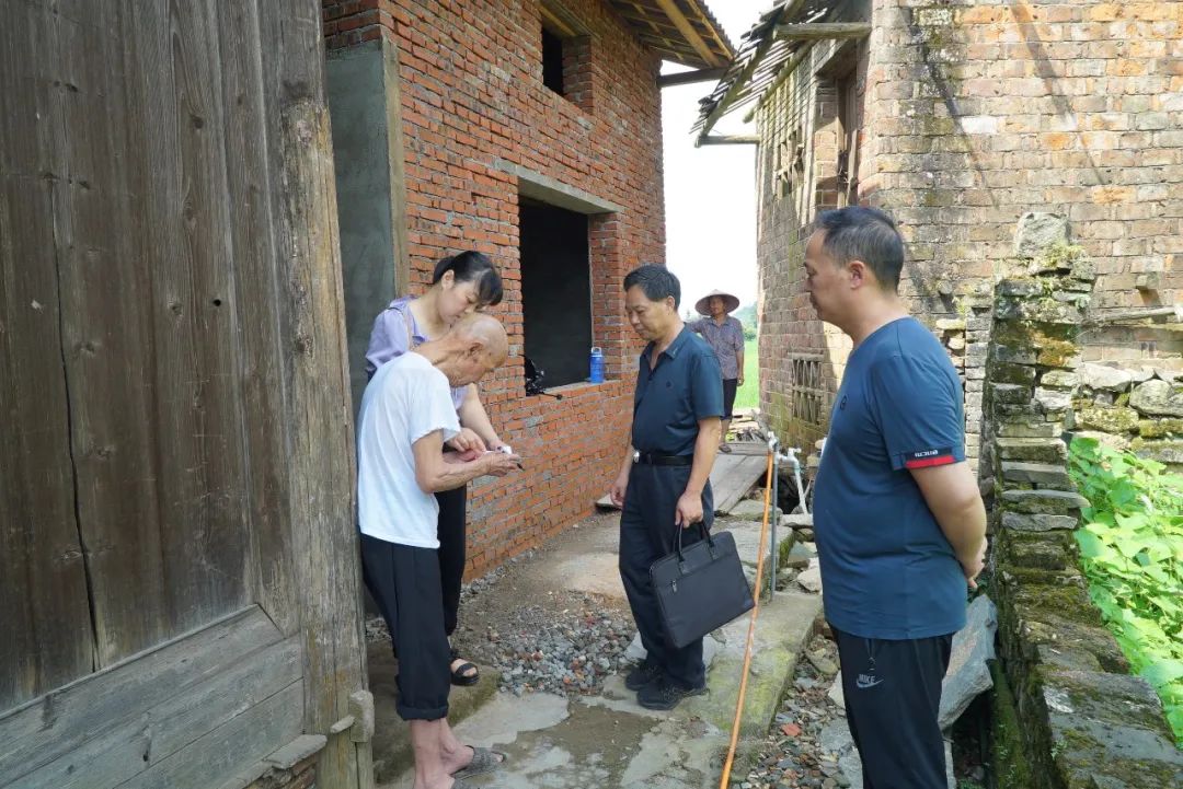 靖州苗族侗族自治县人大常委会机关：学史力行践初心为民解忧办实事