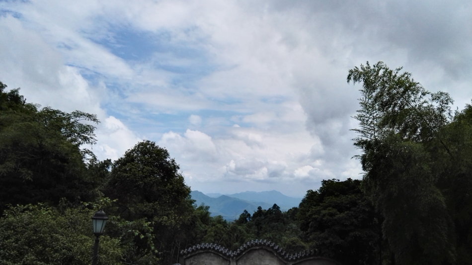崇义：赣南山区一颗绿色明珠 