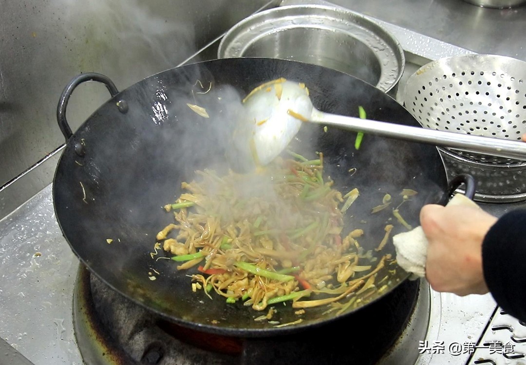 圖片[11]-【黃花菜炒肉絲】做法步驟圖 難怪不好吃 大廚教你如何做-起舞食譜網(wǎng)