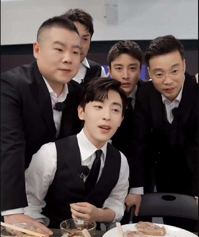 难怪《极挑6》要请邓伦，得知张艺兴的决定，感