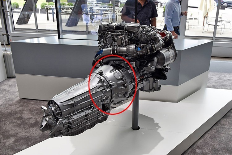 Mercedes Benz C Classm254 Engine Rolls Off The Assembly Line With