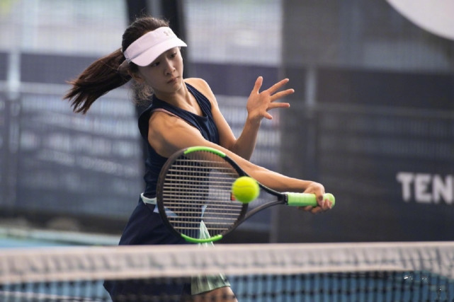 田亮夫婦為女兒慶生，一家四口幸福同框，13歲森碟身高直追爸媽