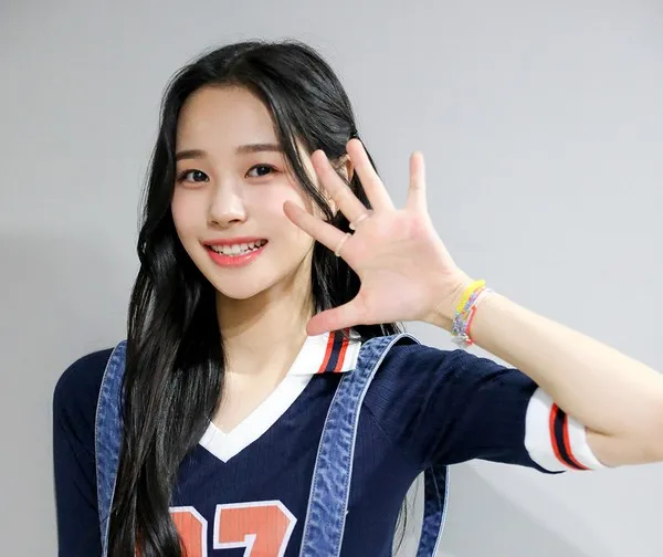 NCT出演《我们结婚了》 粉丝会坐视不理吗;SOMI染金发后酷似ROSÉ?