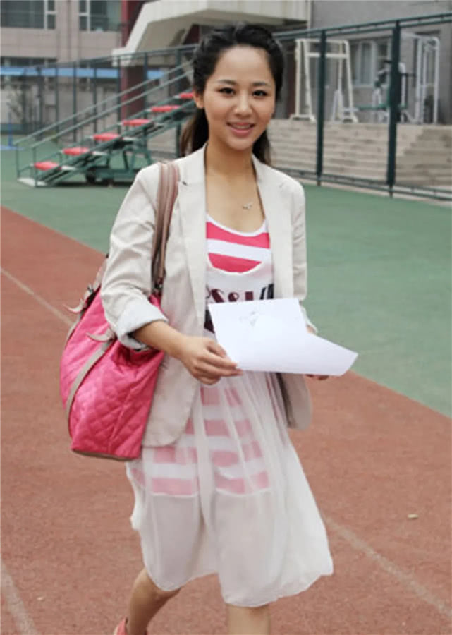 杨颖卸妆后，沈梦辰卸妆后，鞠婧祎卸妆后，看