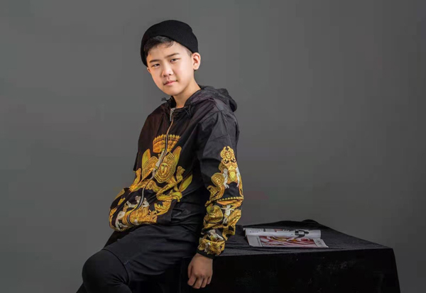 高琦担任2021河南全明星春节联欢晚会小主持