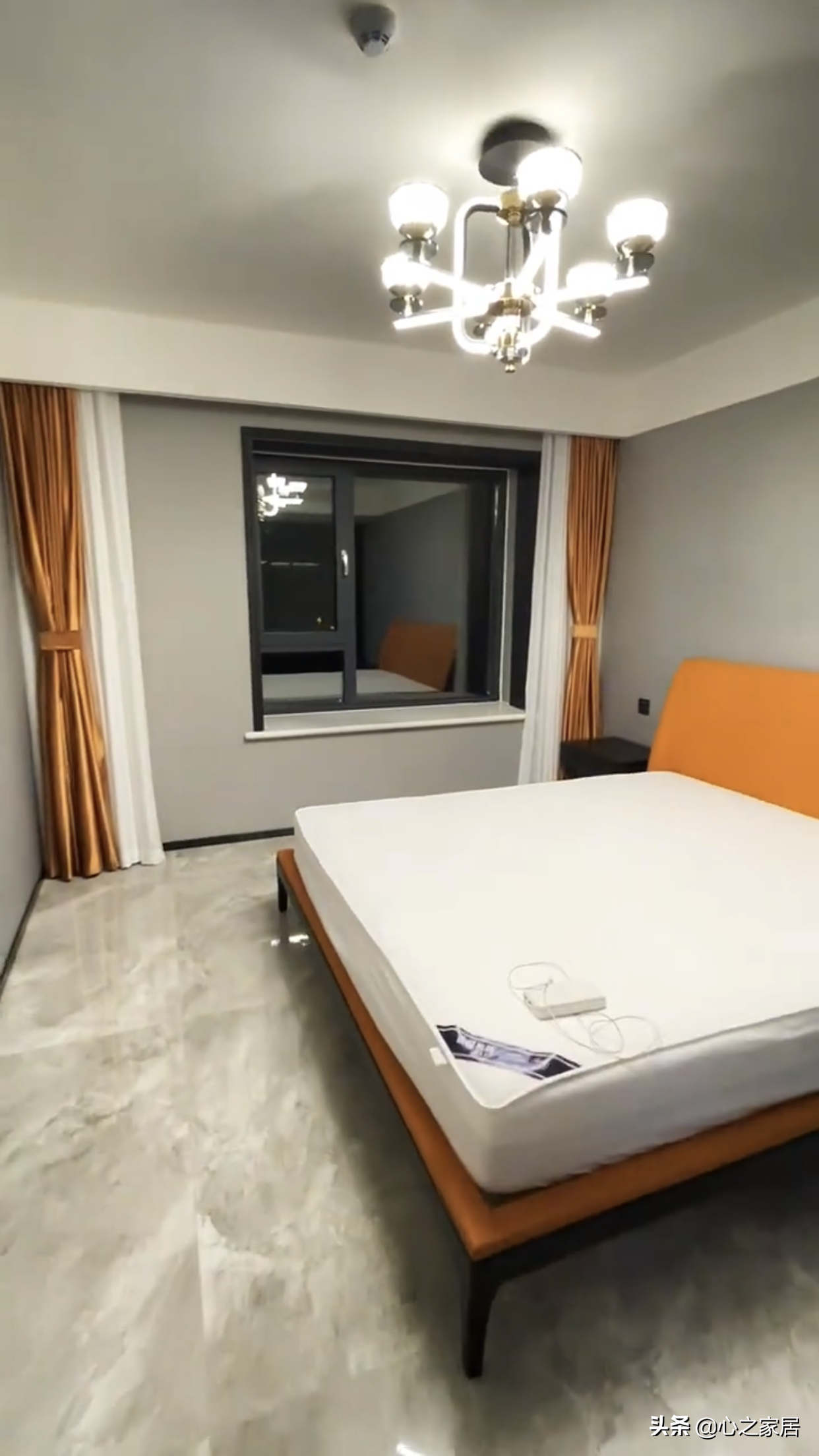 130㎡黑灰配的家装设计，暗淡低沉却彰显大气轻奢，简约而高大上