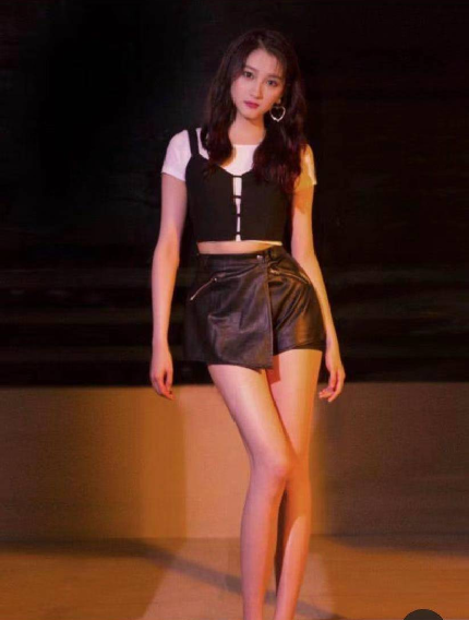 Case check is bad turn over, this Lu Han does not carry boiler on the back