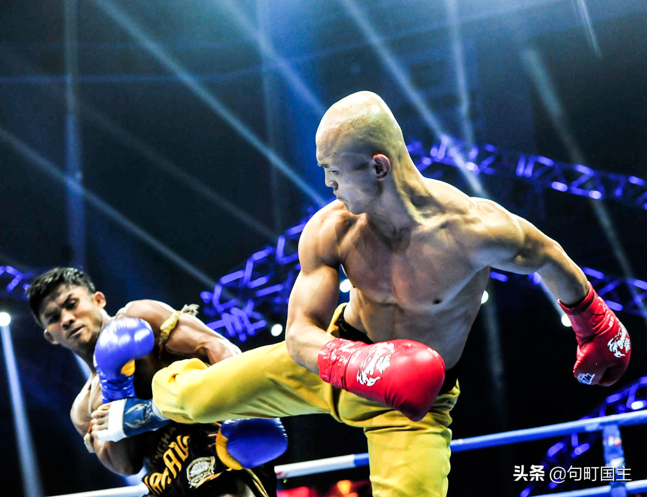 “武僧”一龙升级为超级奶爸，网友艾特赵奕欢