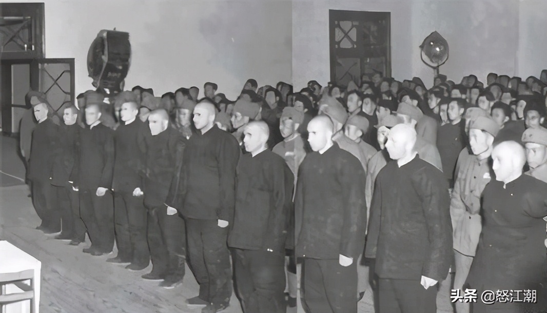 1952年，美国间谍飞机在吉林被击落，飞行员死亡