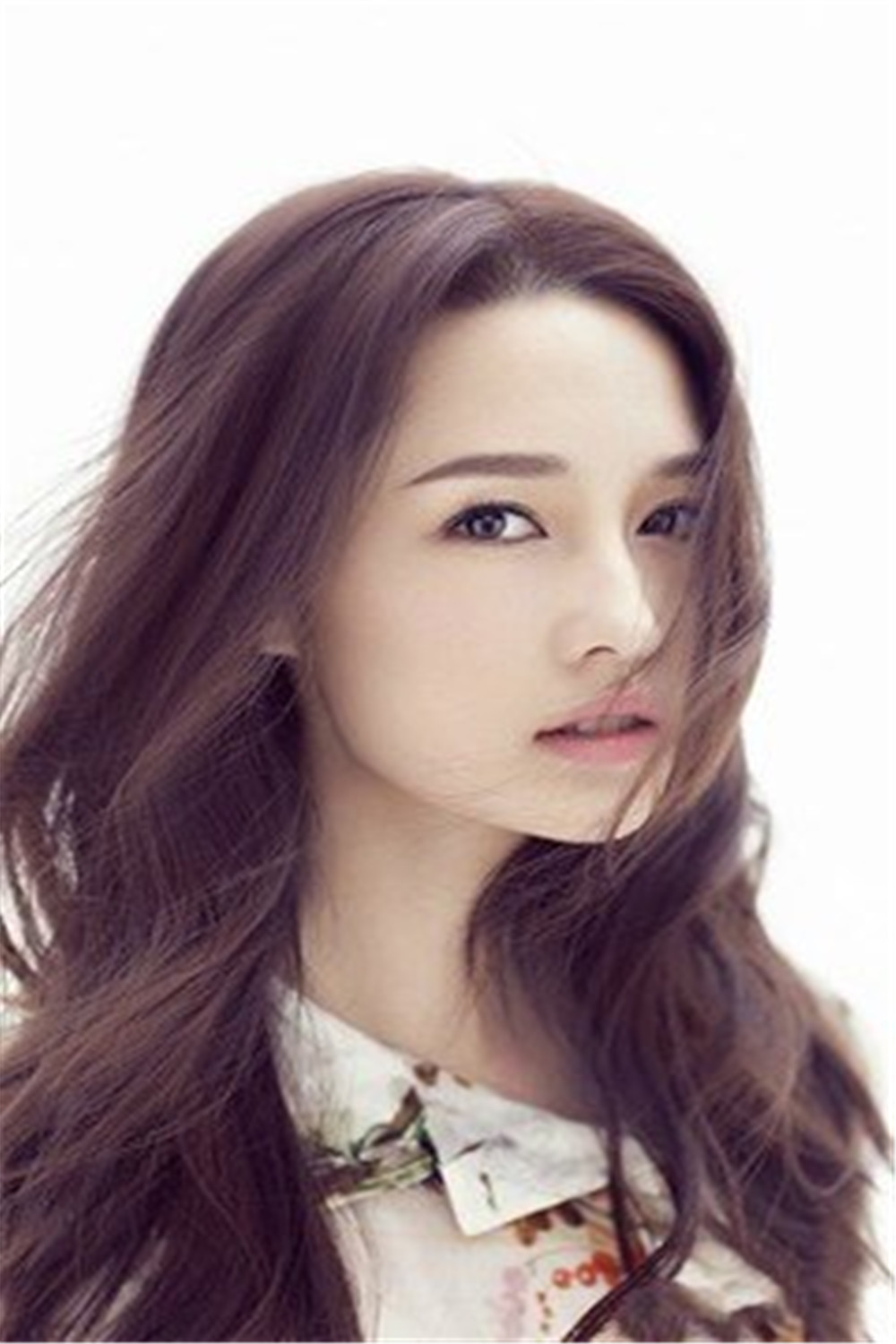 It's worthy of being the target of Korean cosmetic surgery!!!Li Qin is ...