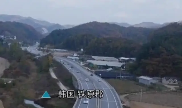 这场战斗，美军吃火鸡喝果汁，中国志愿军却打出战争史上奇迹