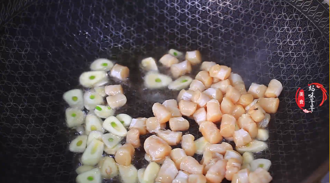 It’s cold, my family loves this pot of cabbage, it’s simple to make, it’s more fragrant than meat, it’s not annoying to eat for 5 days