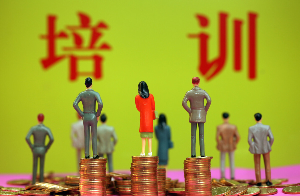 未来10年，教育巨变！这2个信号，让你明白教育孩子的大方向