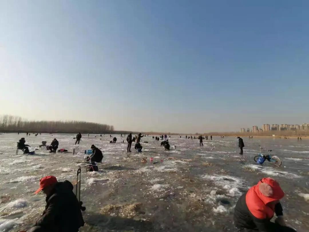 溜冰过河进京？没门！通州潮白河西岸加装防护网，专人24小时看守