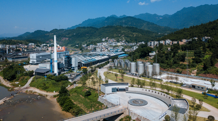 川酒集团酱酒基地探秘川派酱香好酒古法酿造工艺